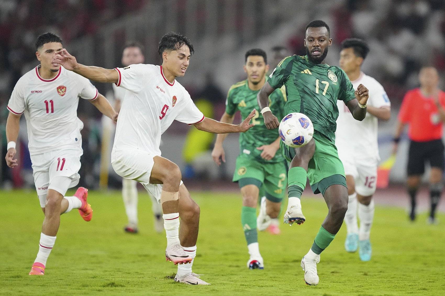 开云APP-印度队险胜印尼队，桃田贤斗惊艳四座