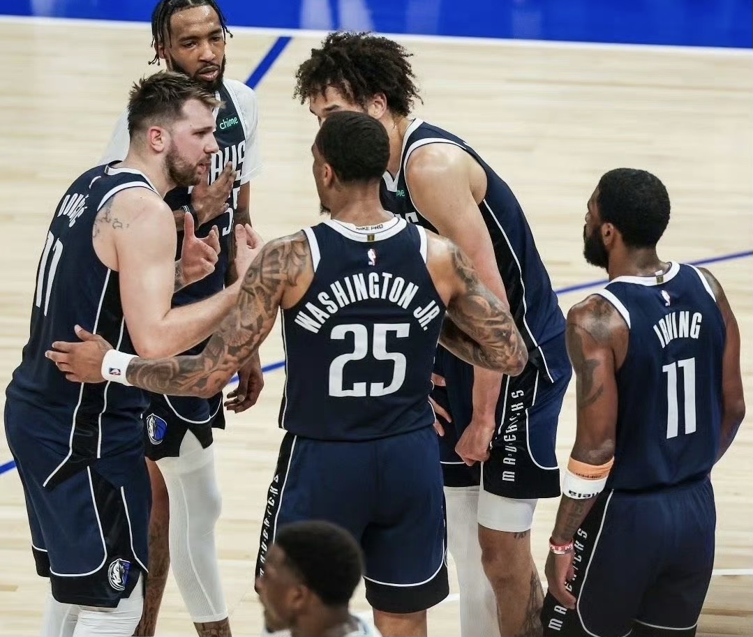 开云体育在线-独行侠完胜魔术，布伦森带队取胜