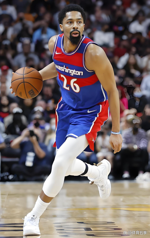 开云在线直播-篮网老将状态平稳，为球队贡献